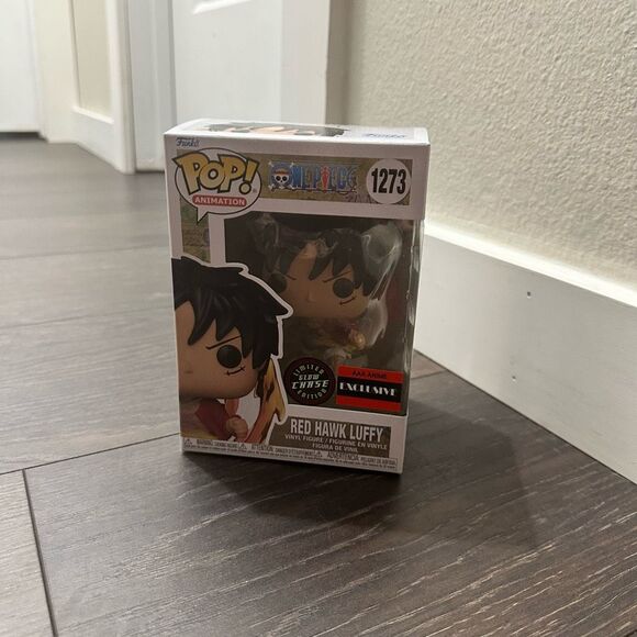 Funko Pop One Piece 1273 Red Hawk Luffy Exclusive Chase Brand New - Picture 1 of 4